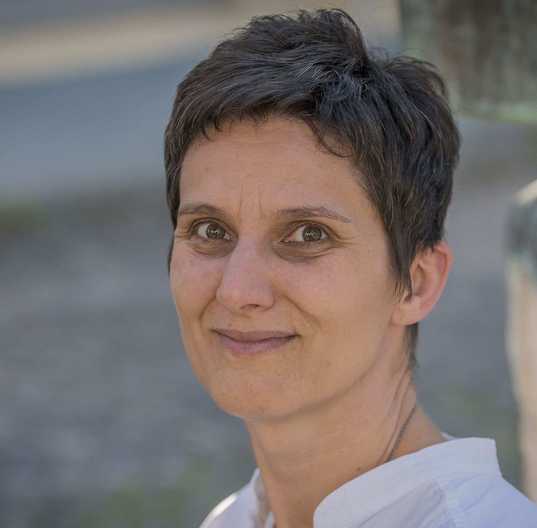 Diplomrestauratorin Cornelia Rauch-Ernst